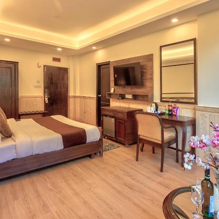 The Katoch Grand Resort Manāli Exteriér fotografie