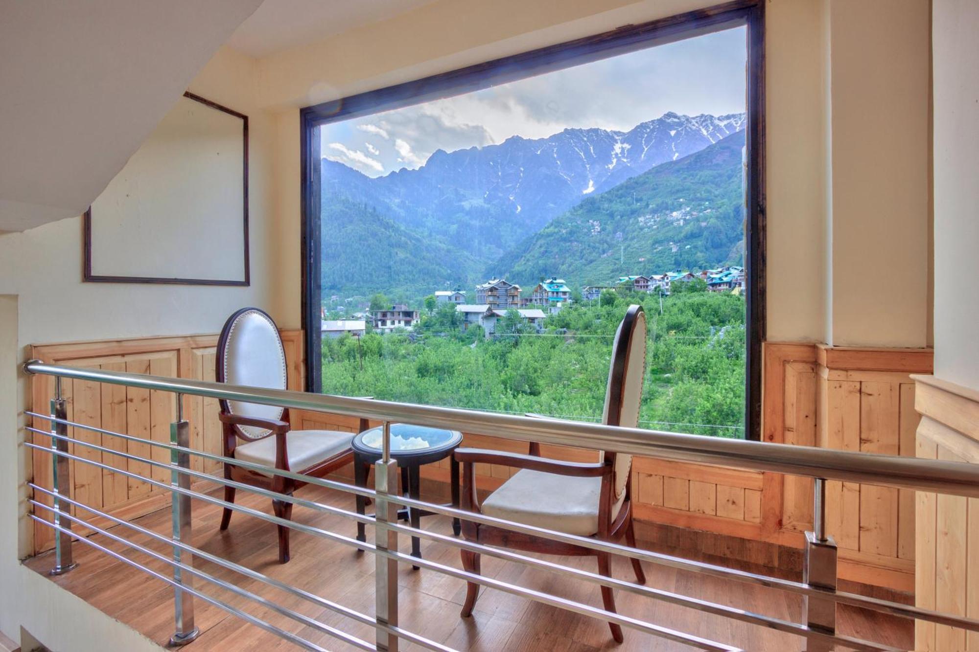 The Katoch Grand Resort Manāli Exteriér fotografie