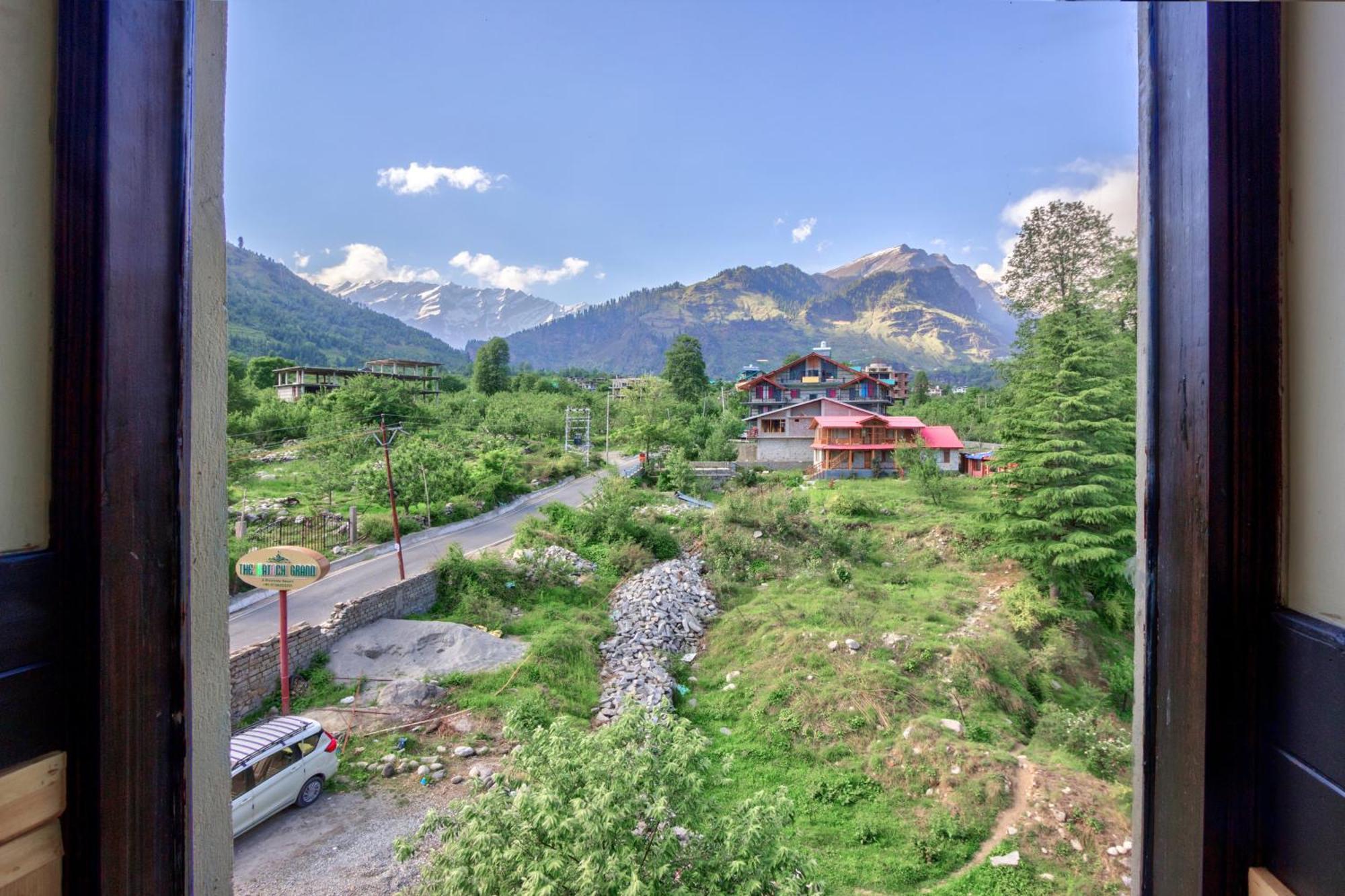 The Katoch Grand Resort Manāli Exteriér fotografie