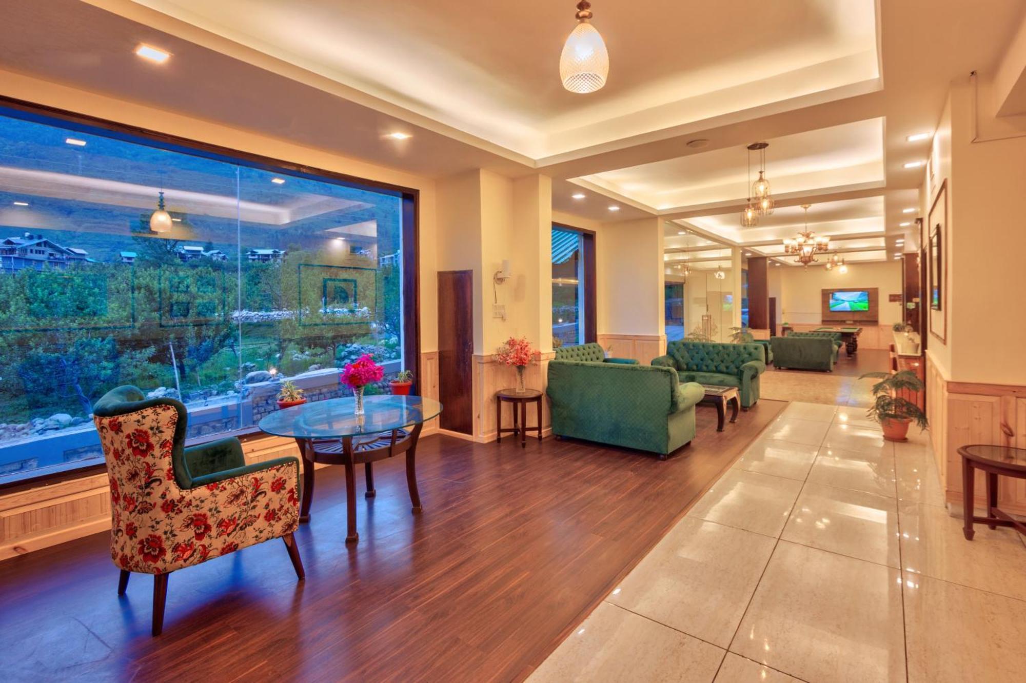 The Katoch Grand Resort Manāli Exteriér fotografie