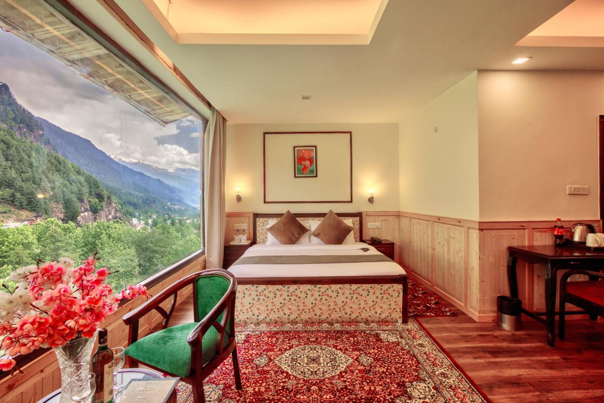 The Katoch Grand Resort Manāli Exteriér fotografie