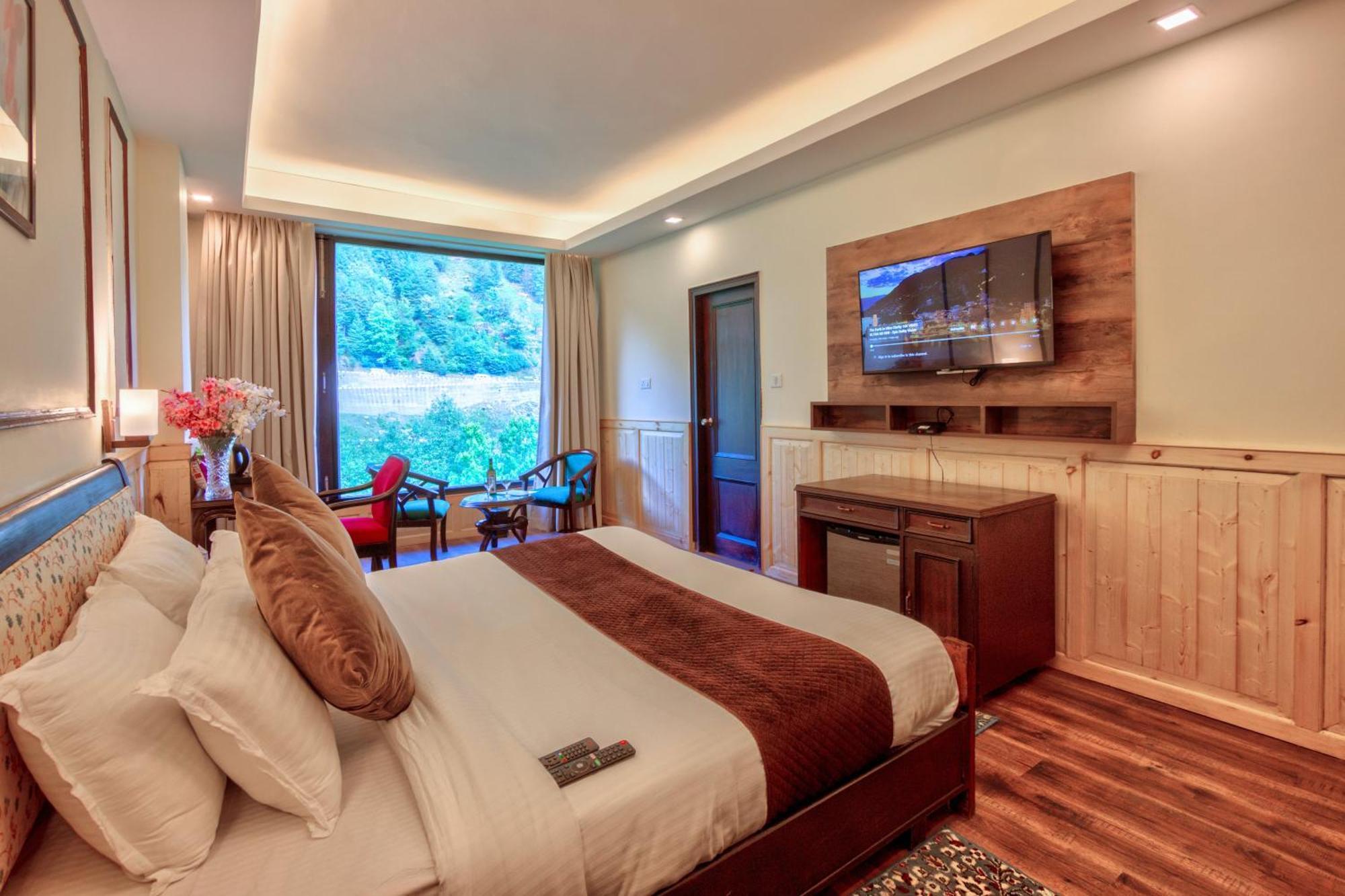 The Katoch Grand Resort Manāli Exteriér fotografie