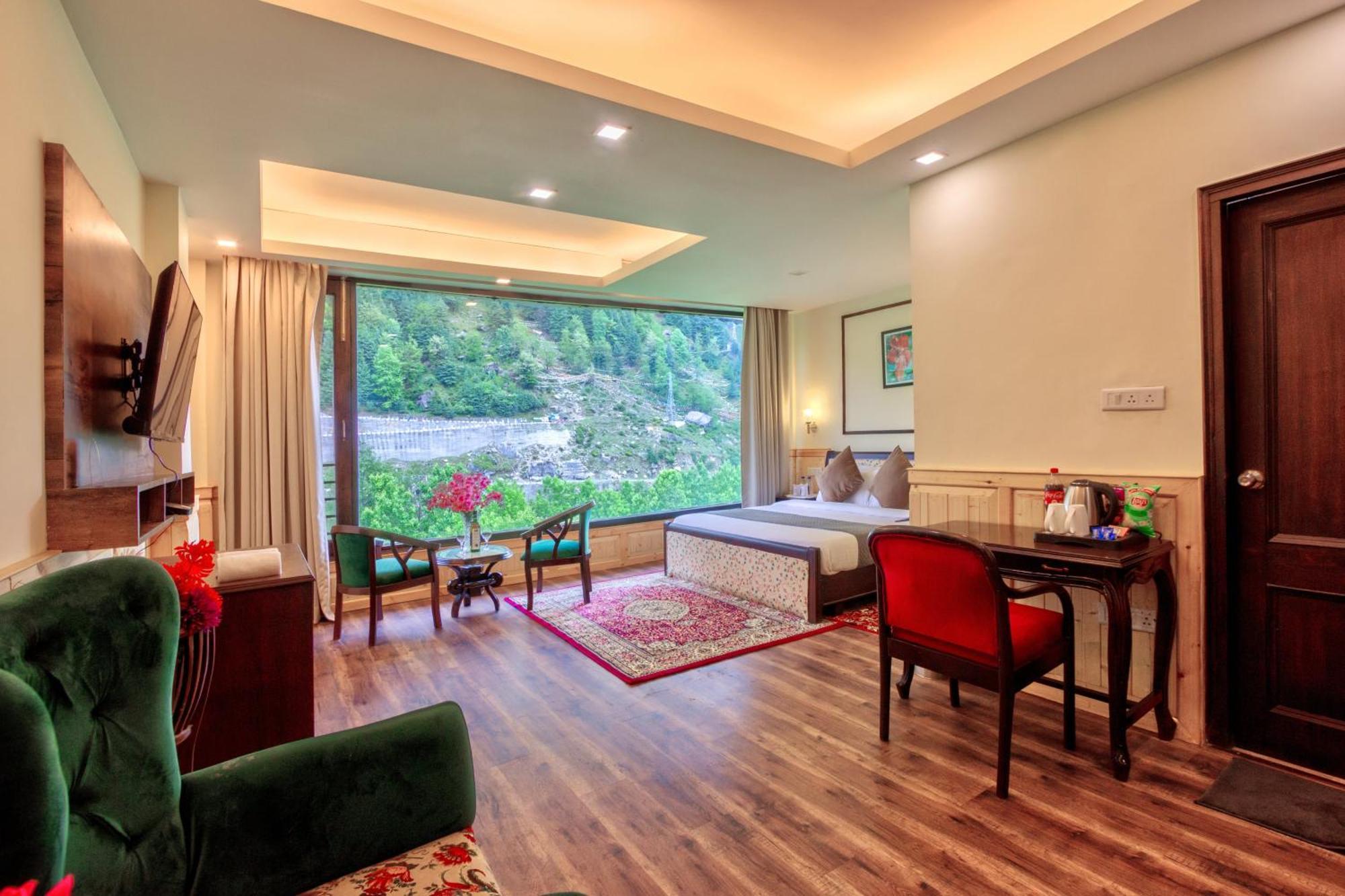 The Katoch Grand Resort Manāli Exteriér fotografie
