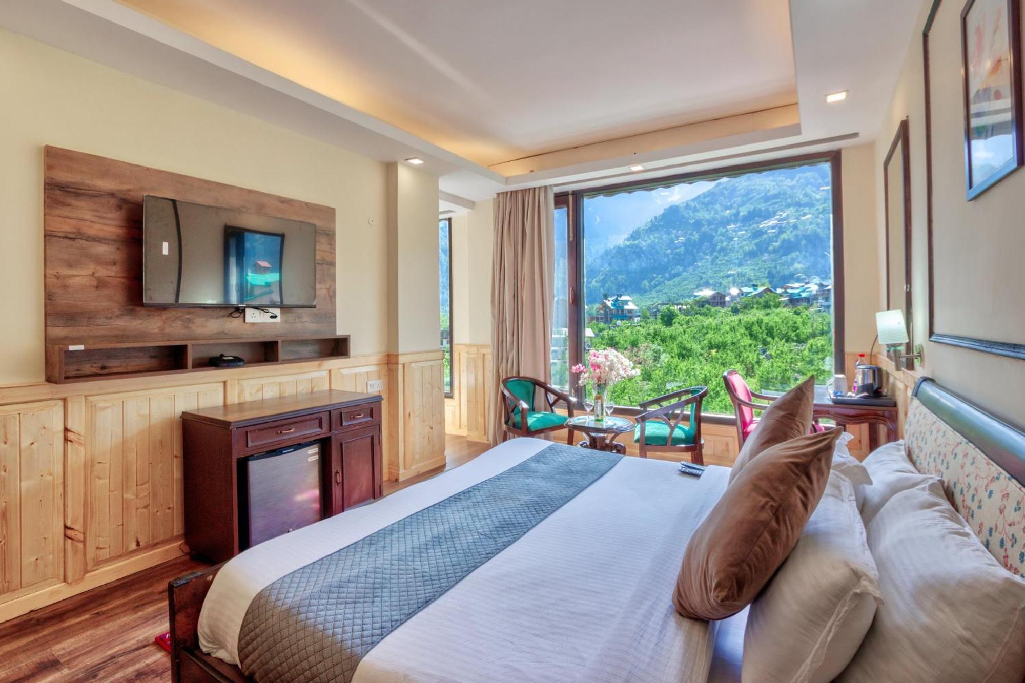 The Katoch Grand Resort Manāli Exteriér fotografie