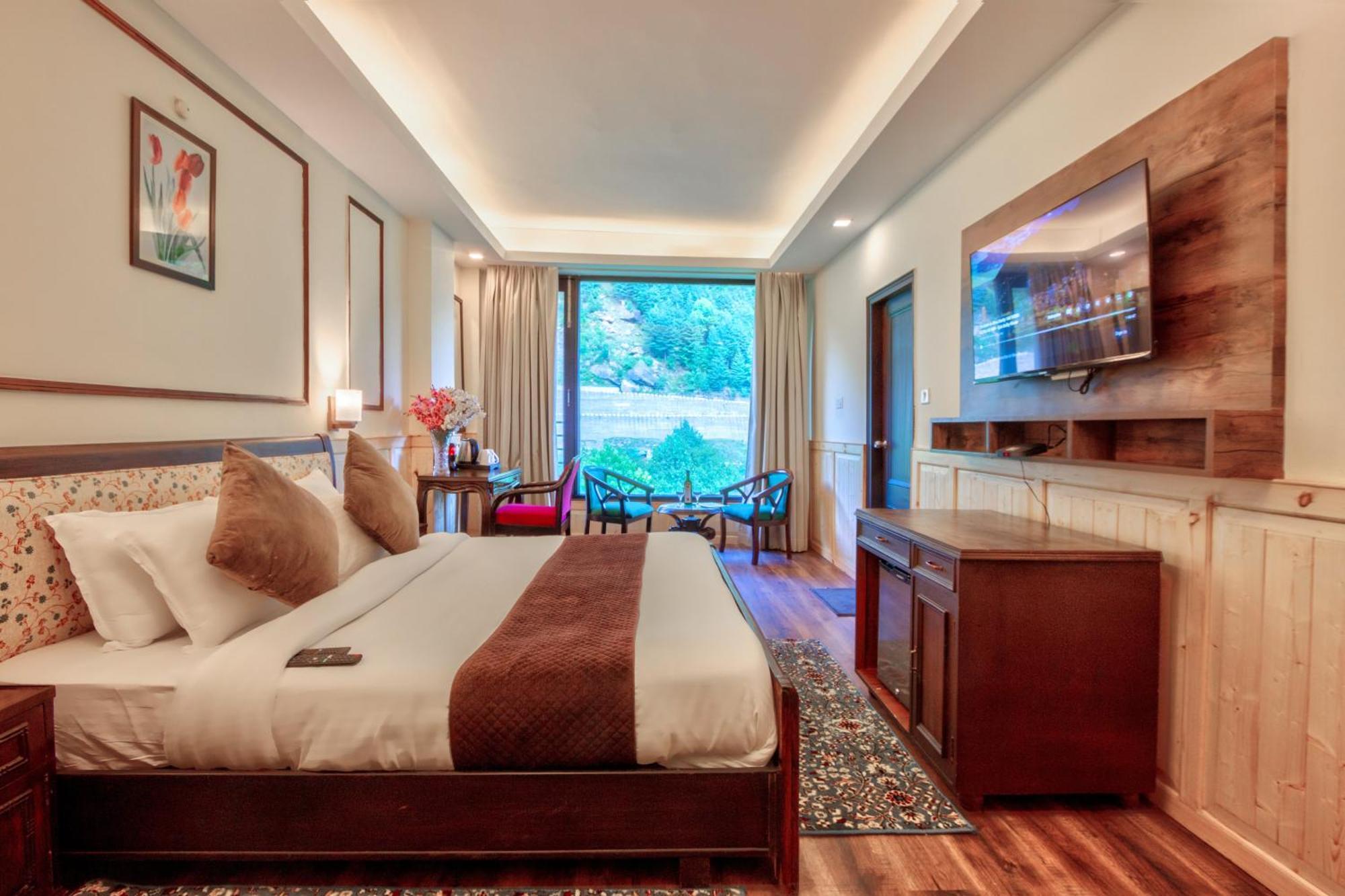 The Katoch Grand Resort Manāli Exteriér fotografie