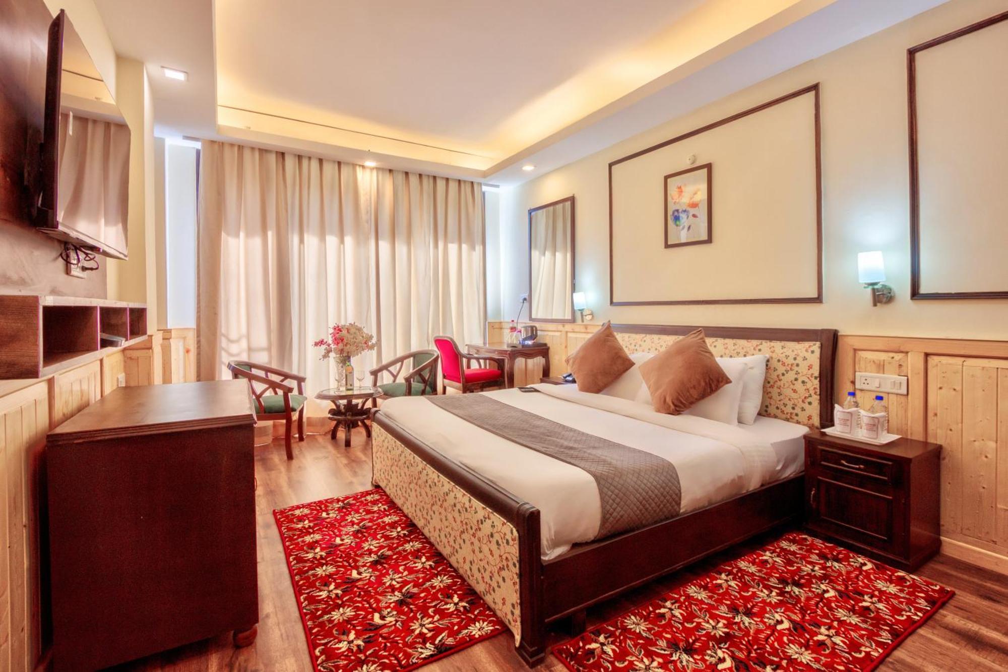 The Katoch Grand Resort Manāli Exteriér fotografie