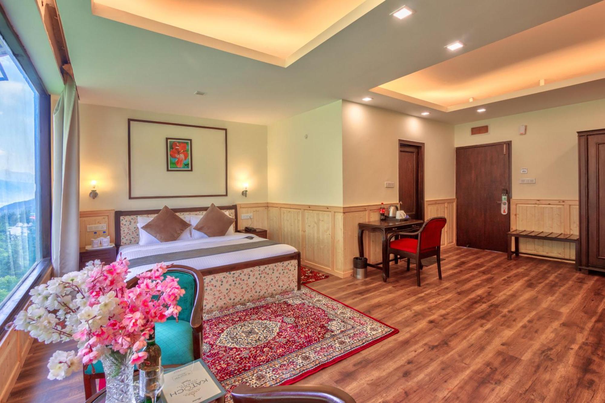 The Katoch Grand Resort Manāli Exteriér fotografie